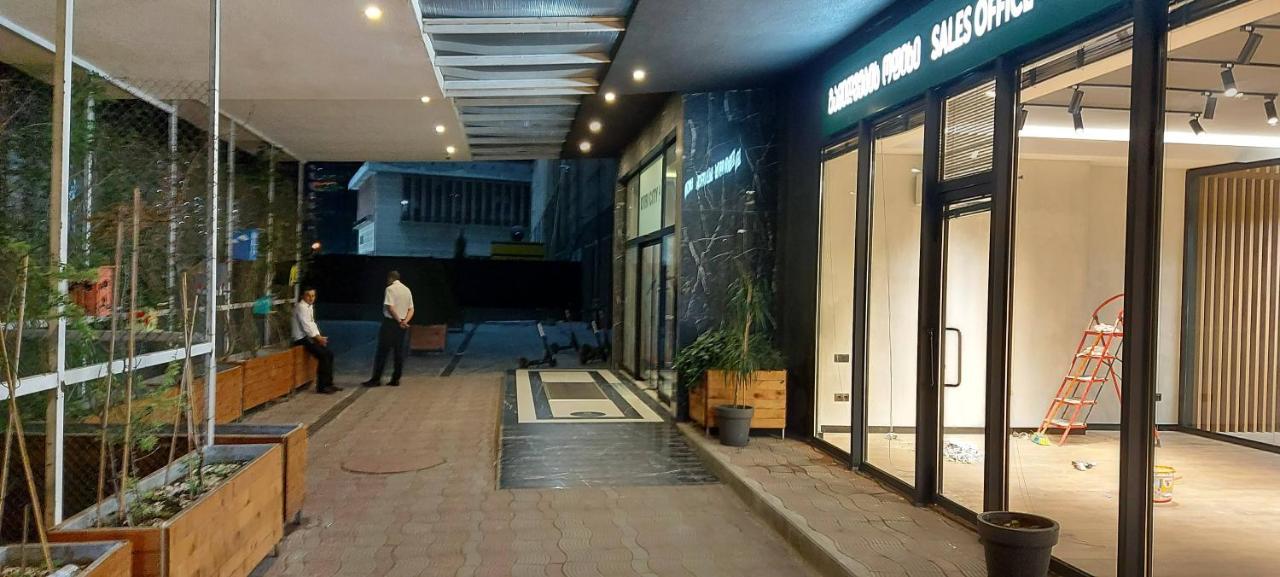 E&S Apartment - Sunset & Sea View Batumi Exterior photo